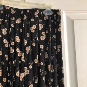 Brandy Melville skirt